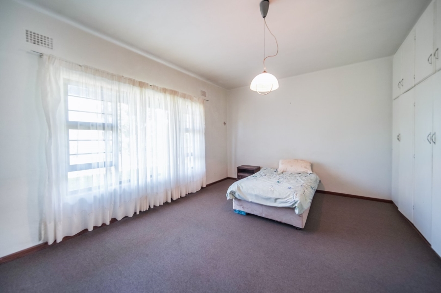 Commercial Property for Sale in Cove Ridge East Eastern Cape